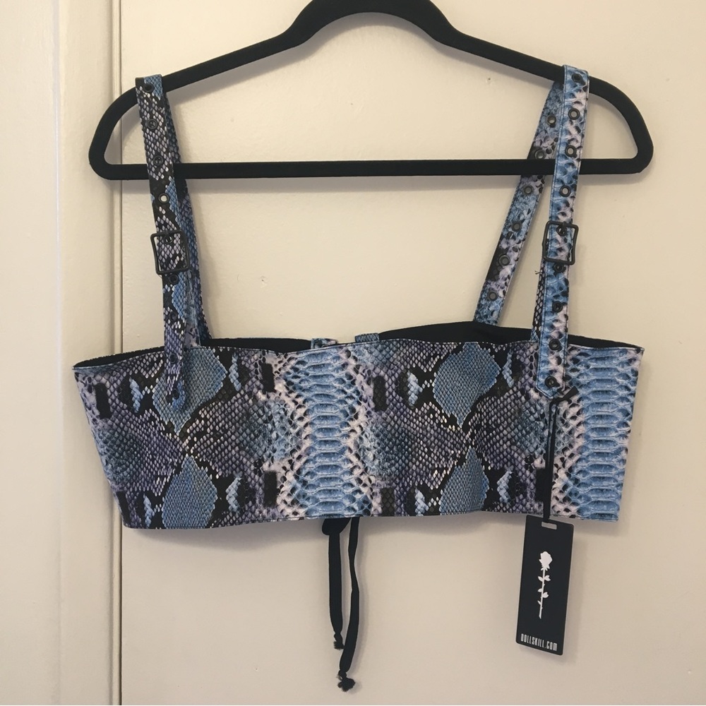 Blue Snake Print Cropped Tank Top